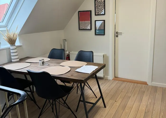 The Nightingale - Top-Equipped House In Odense - Free Parking