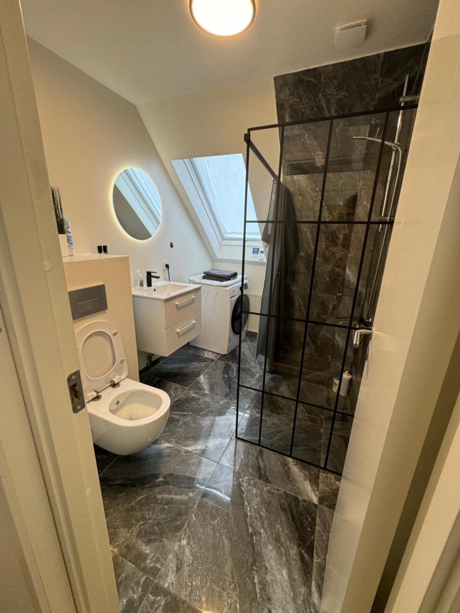 The Nightingale - Top-equipped House In - Free Parking Apartment Odense
